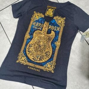 Hard rock cafe T shirt